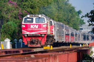 KAI Daop 2 Bandung tertinggal kereta