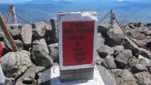 Tugu Abel Tasman