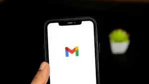 akun email iPhone