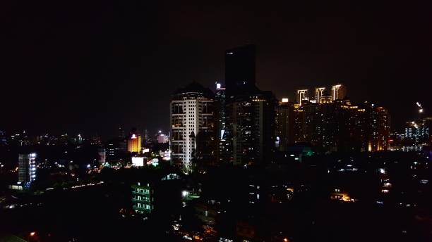 malam muda mudi tahun baru