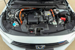 mesin mobil ngelitik