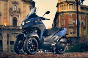 motor roda tiga