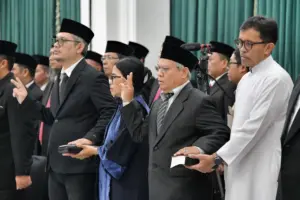 pelantikan anggota BPSK