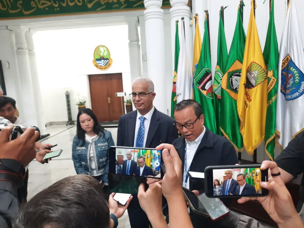 kerjasama pemprov jabar inggris