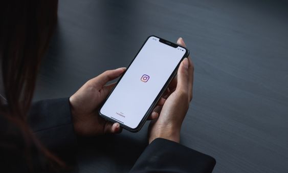 Menonaktifkan Akun Instagram