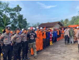Basarnas Longsor Subang