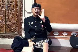 arya wedakarna jilbab