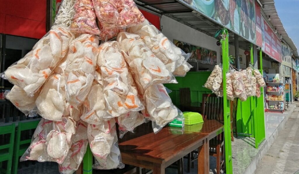 kerupuk melarat