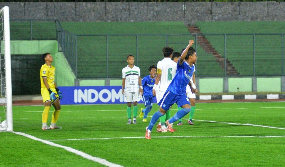 Adzikry persib