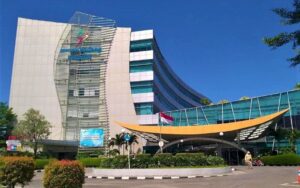 ledakan rs semen padang