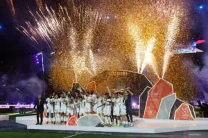 Real Madrid Hancurkan Barcelona 4-1