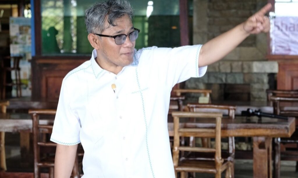 Budiman Sudjatmiko Anies