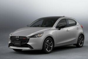 MAZDA 2
