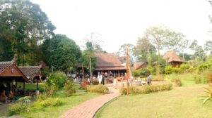  Waroeng Kopi Klotok Cisarua