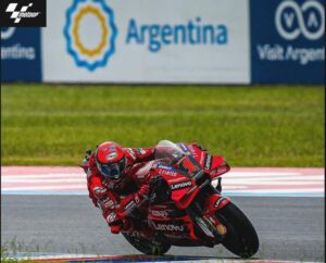 Serat Karbon Aprilia