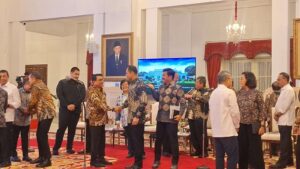 Momen AHY dan Moeldoko