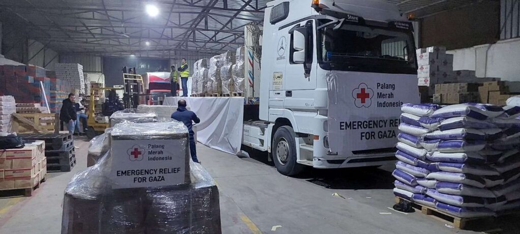 Bantuan PMI untuk Pengungsi Gaza