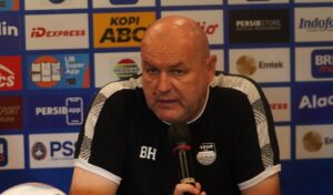 Bojan Hodak Usai Persib Gagal Menang