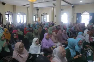 bupati bandung bantuan RW 100 juta