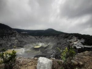 Tangkuban Perahu