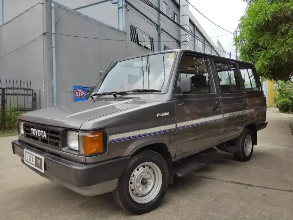 kijang super grand exsta