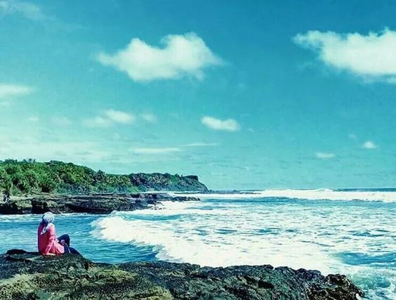 Pantai cicalobak