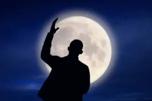 cari fakta tentang bulan