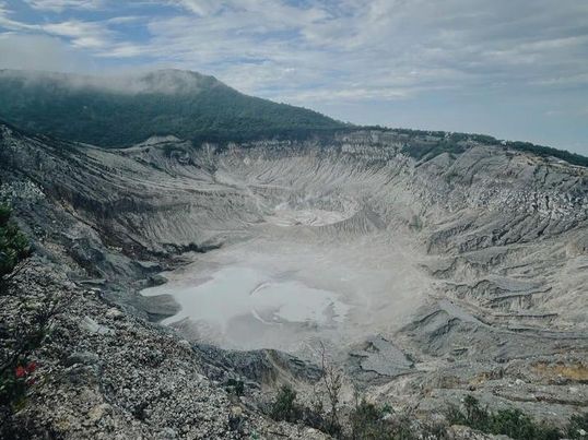 tangkuban perahu