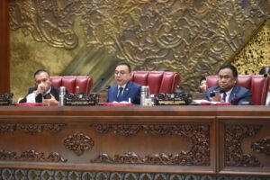 DPR Ingin Langgengkan Monopoli Kekuasaan