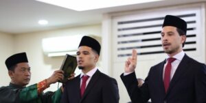 Ragnar Oratmangoen dan Thom Haye Indonesia vs Vietnam