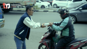 Teropong Media Charity Teropong Media x Sajiwafoundation spesial Bagi - Bagi Takjil