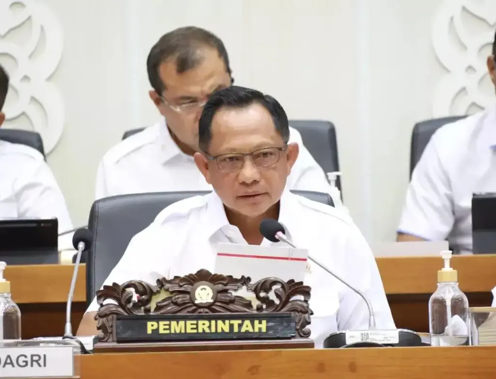Membangun Jakarta