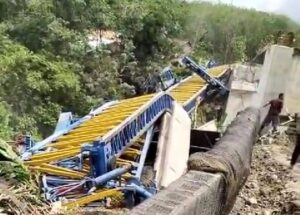 Robohnya Kontruksi Flyover di Muara Enim