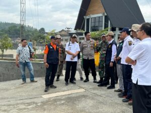 banjir rob palabuhanratu-1