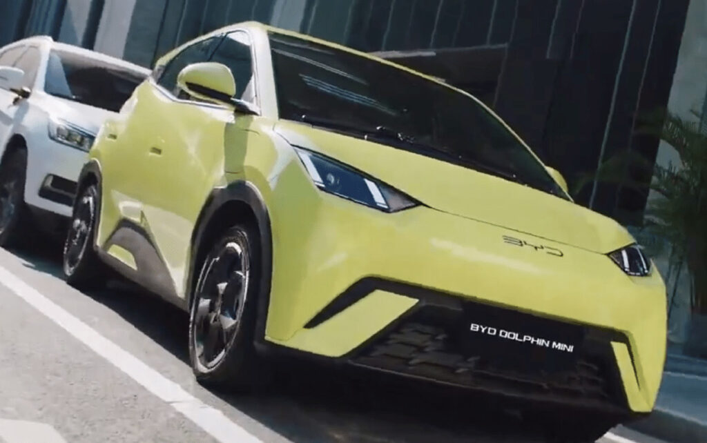 byd dolphin mini lamborghini (2)