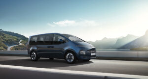 hyundai staria hybrid