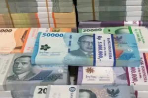 menukar uang baru lebaran