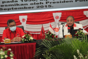 pdip pks oposisi