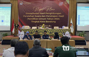 Hasil Rekapitulasi Perhitungan Perolehan Suara Tingkat Kota Bandung Dapil 1.