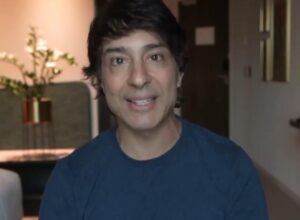 Arj Barker