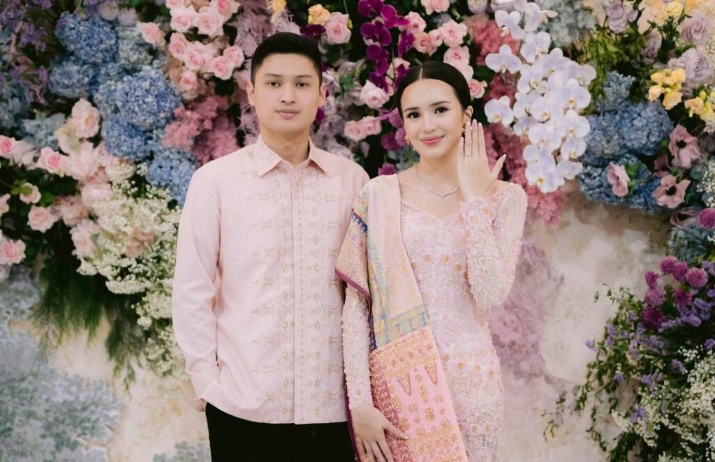 Beby Tsabina Tunangan