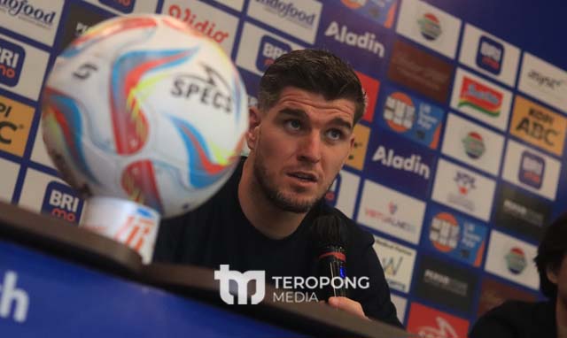 Nick Kuipers Malah Curhat Soal Kontrak Bersama Persib