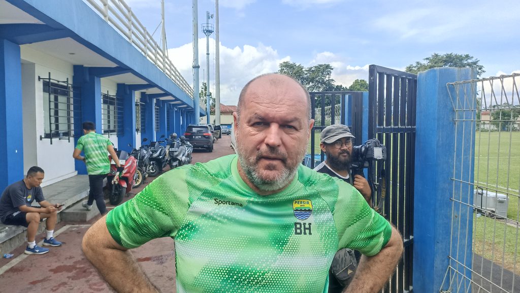 Tyronne del Pino Dilirik Bojan Hodak