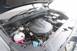 Kap Mesin Mobil (2)
