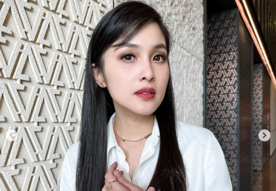 Sandra Dewi