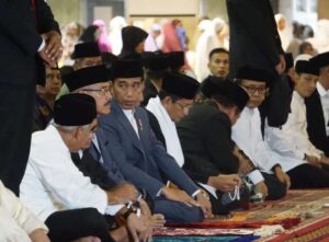 jokowi salat idul fitri