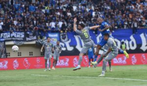 Persib Bungkam Pesibaya