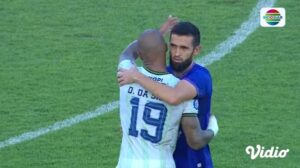 klasemen sementara persib persita
