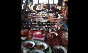 sopir bus dermawan makassar berhati mulia