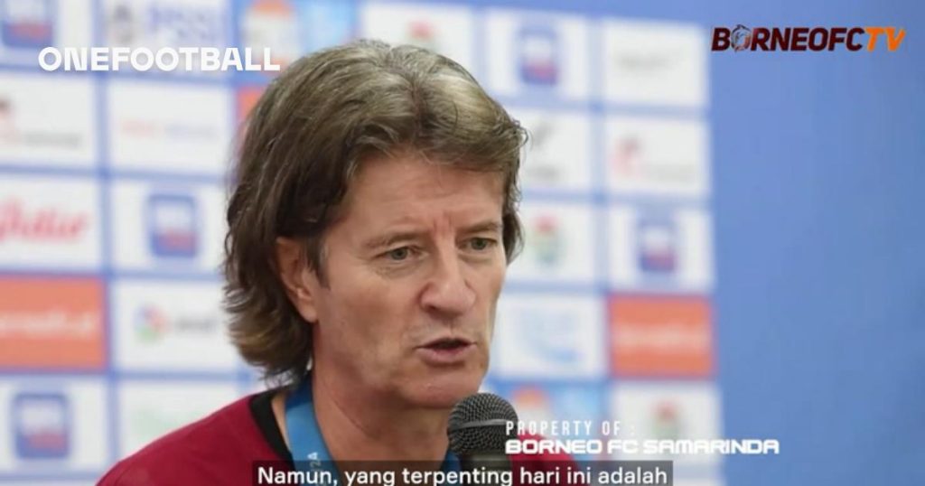 Pelatih Borneo FC, Pieter Huistra.
